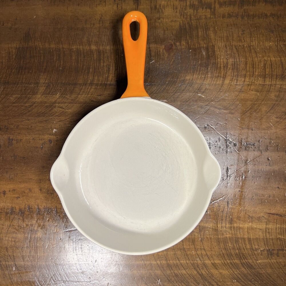 Le Creuset Double Spout Enameled Cast Iron Skillet 6.5” Orange Solid Bottom